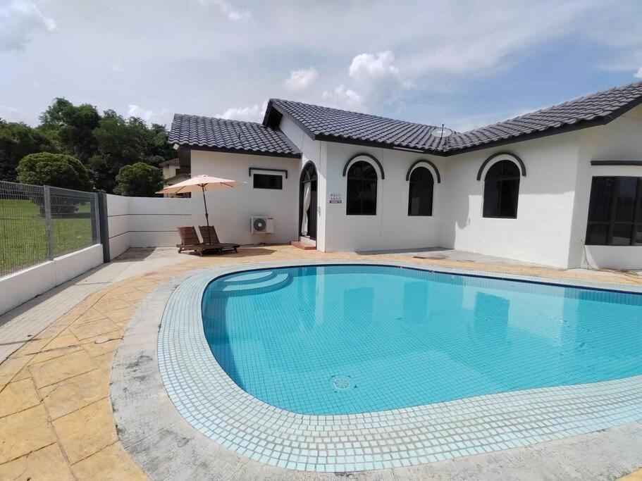 Luxpro Pool & Scenic View Villa 217 Malacca Exteriér fotografie